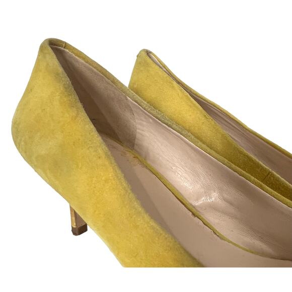 Nine West Heels Women’s 7.5 Xeena Yellow Suede Kitten Pumps Pointy Toe Slip On - Picture 4 of 16